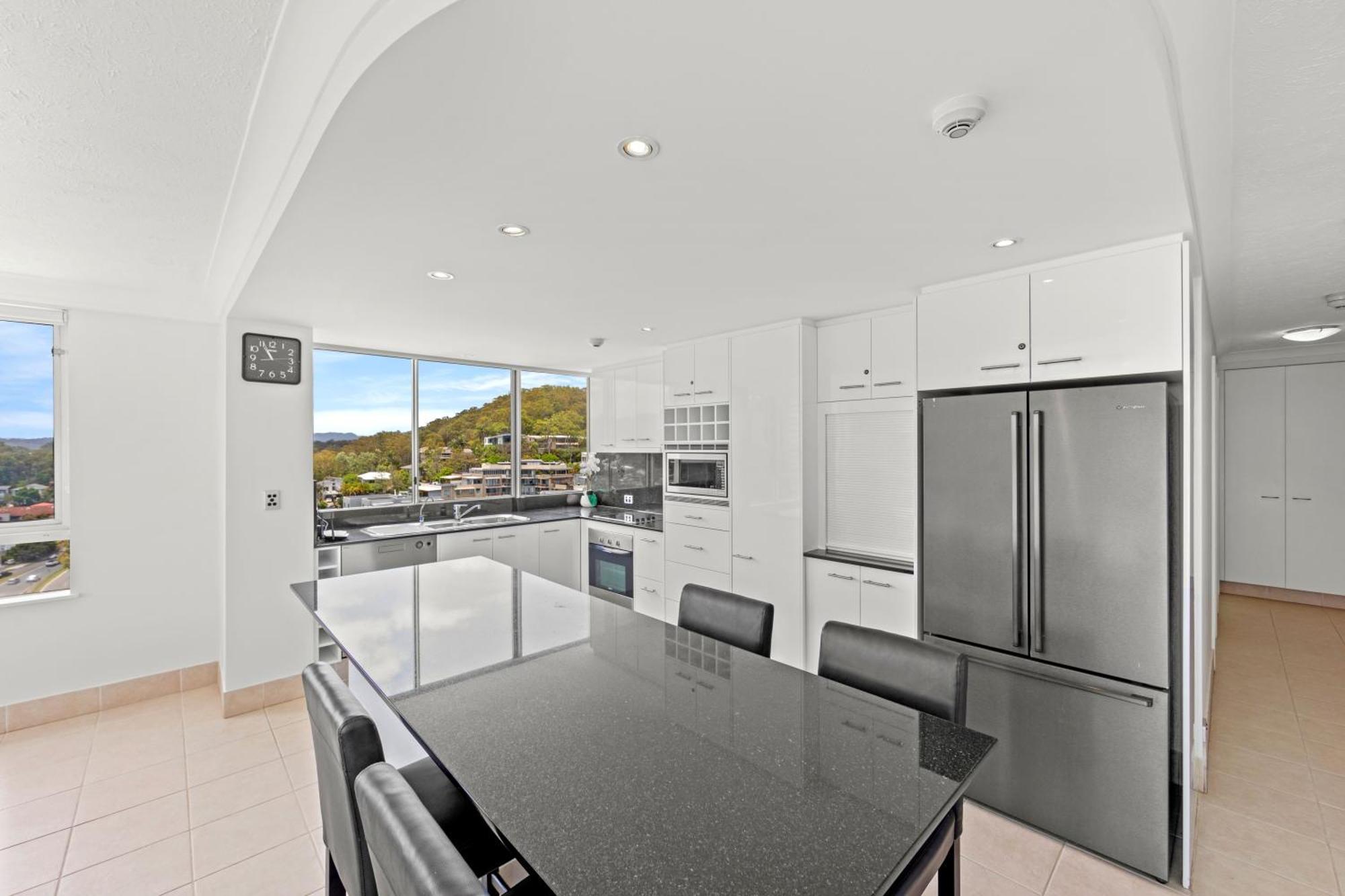 Burleigh Beach Tower Gold Coast Exterior photo