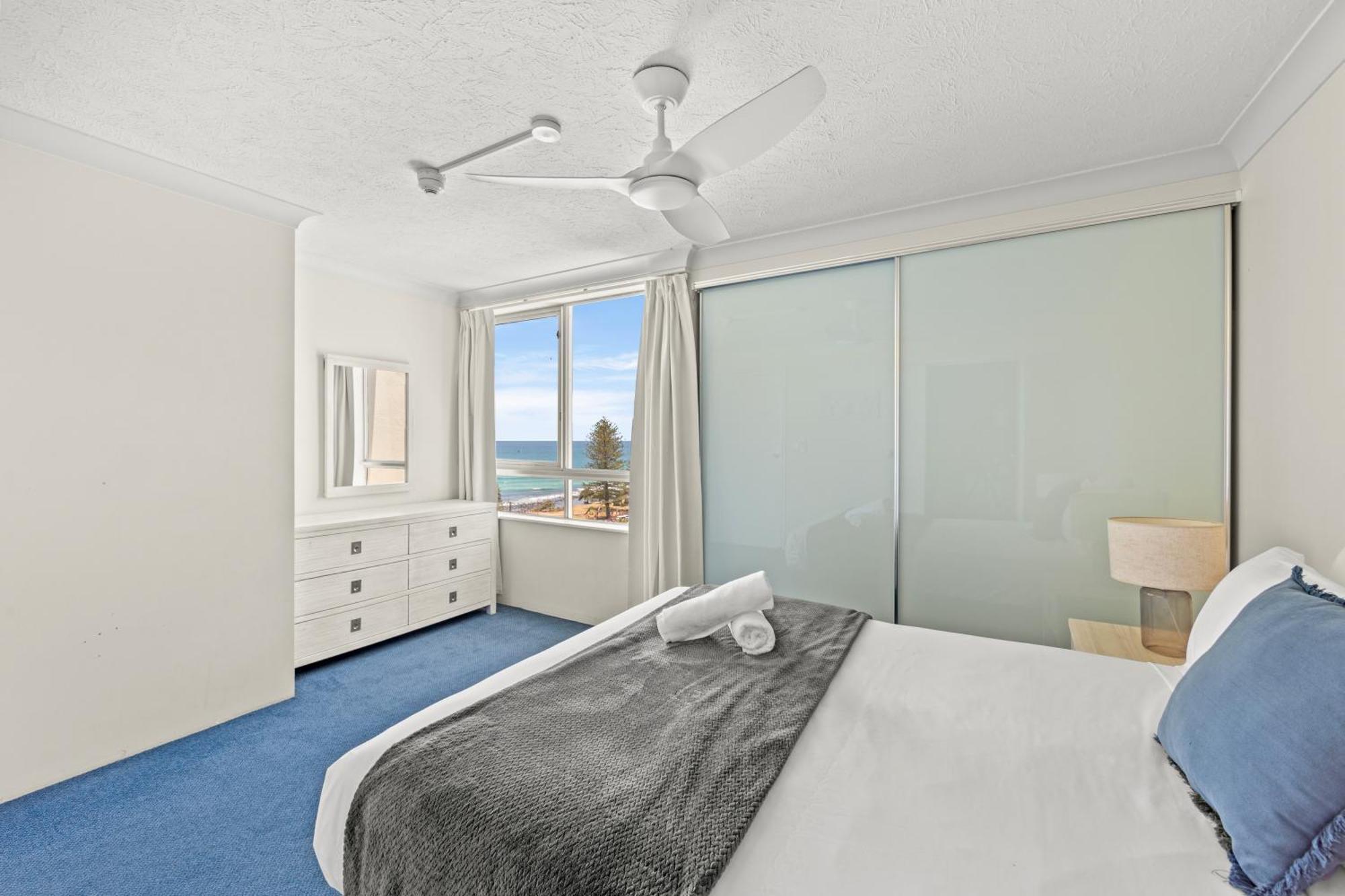 Burleigh Beach Tower Gold Coast Exterior photo