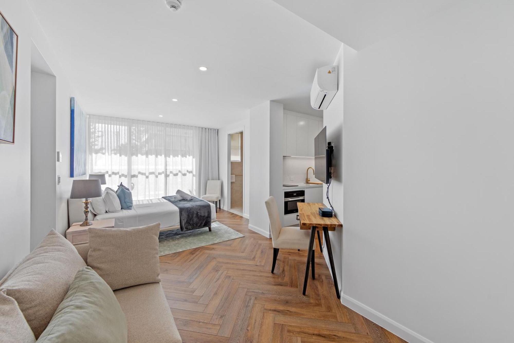 Burleigh Beach Tower Gold Coast Room photo